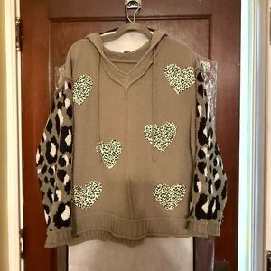 POL Green Hoodie with Leopard Heart and Sleeve Pattern